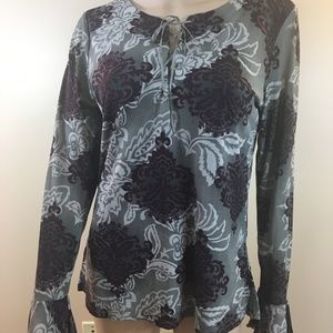 L.N.C international concepts petite top SIZE M